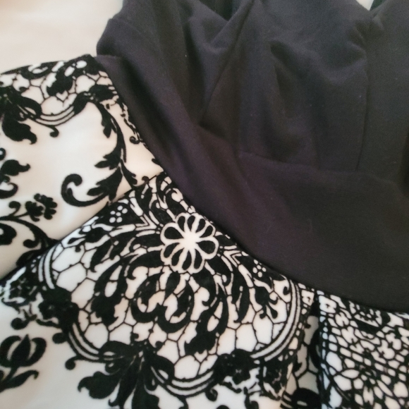 Cocktail  mini dress - Picture 2 of 2